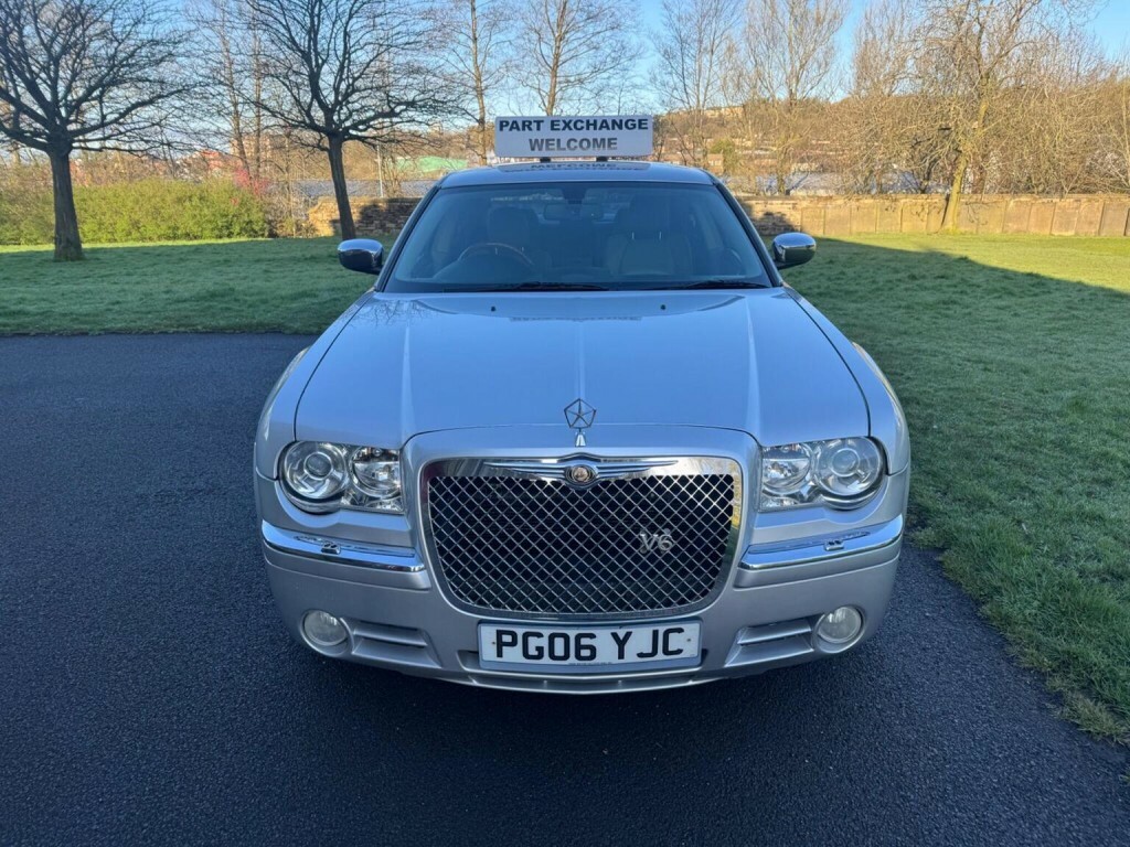 Chrysler 300C Saloon 6.1 Hemi V8 Srt-8 200606 Black #47