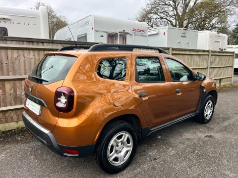 Dacia Duster 1.5 Essential Dci RF19JSU  #3
