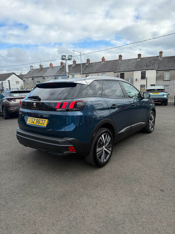 Peugeot 3008 1.2 Puretech Active Premium Eat8 GSZ9632 Blue #2