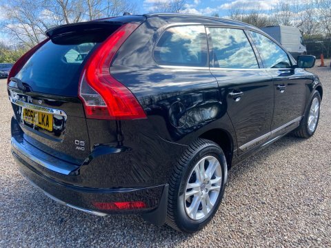 Volvo XC60 2.4 D5 Se BG65LKA Black #3