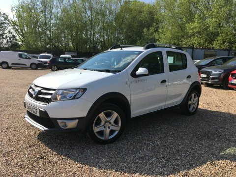 Dacia Sandero Stepway 0.9 Tce Laureate OW65GZF White #5