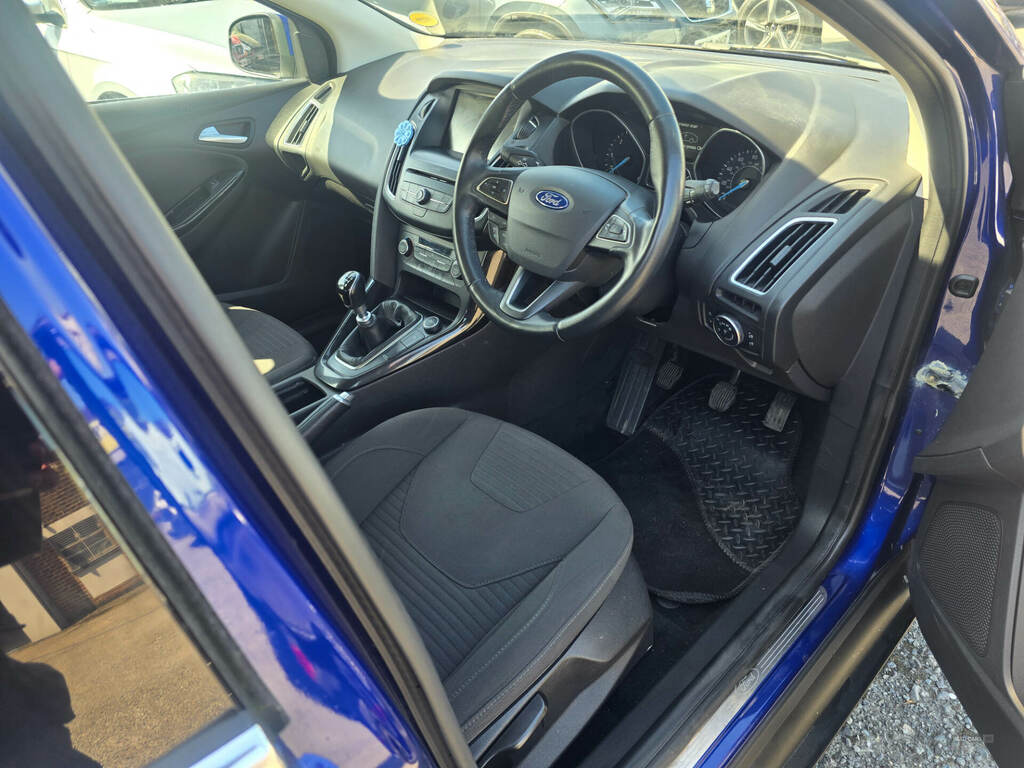 Ford Focus 1.5 Tdci 120 Titanium KC16KWV Blue #4
