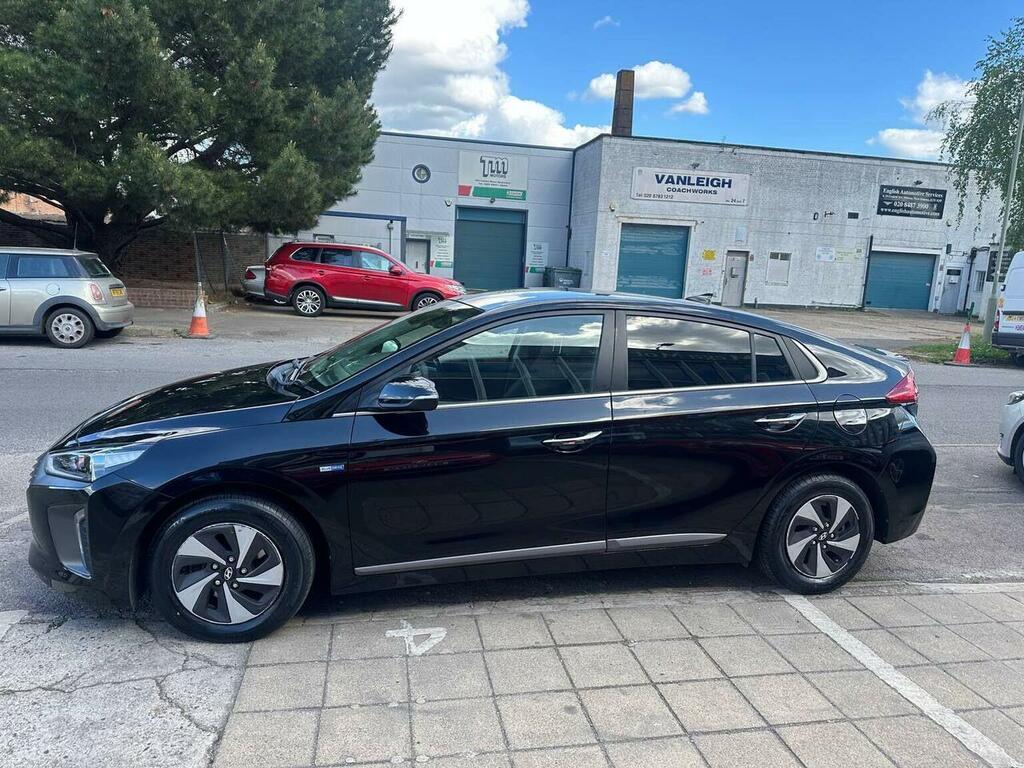 Hyundai Ioniq Hatchback 1.6 H-gdi Premium Dct Euro 6 Ss HN68TOU Black #5