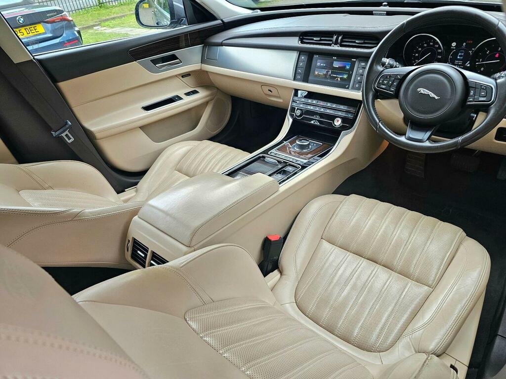 Jaguar XF 2.0D Portfolio Euro 6 Ss 201666 RV66XTO Grey #6