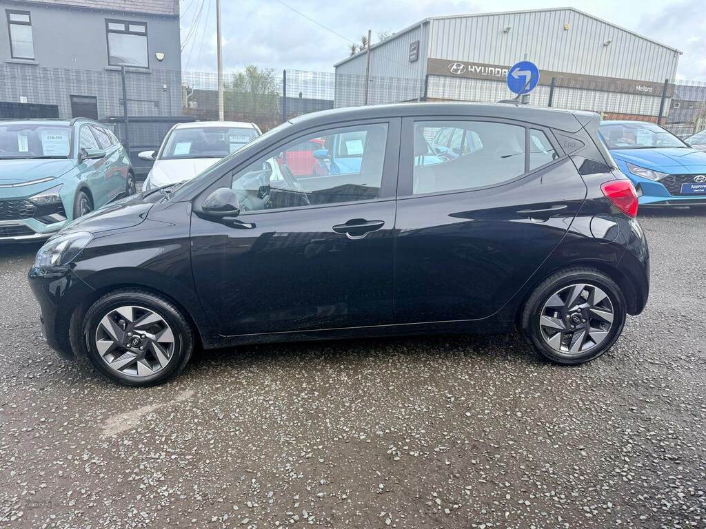 Hyundai I10 1.0 63 Advance Nav EN25HNZ Black #6