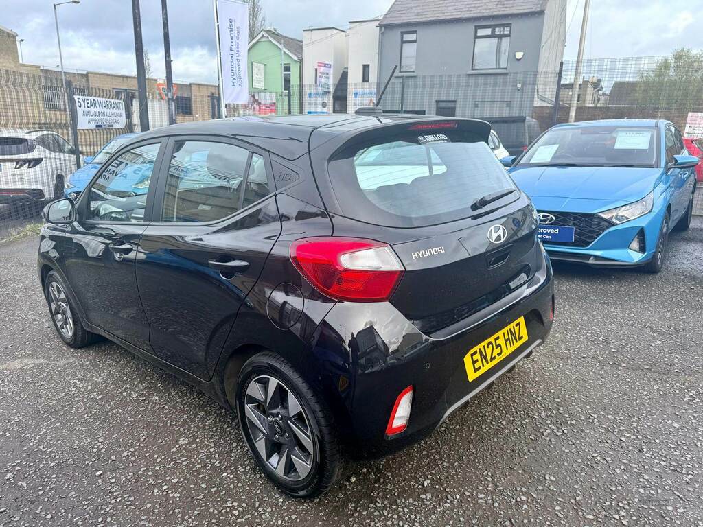 Hyundai I10 1.0 63 Advance Nav EN25HNZ Black #5