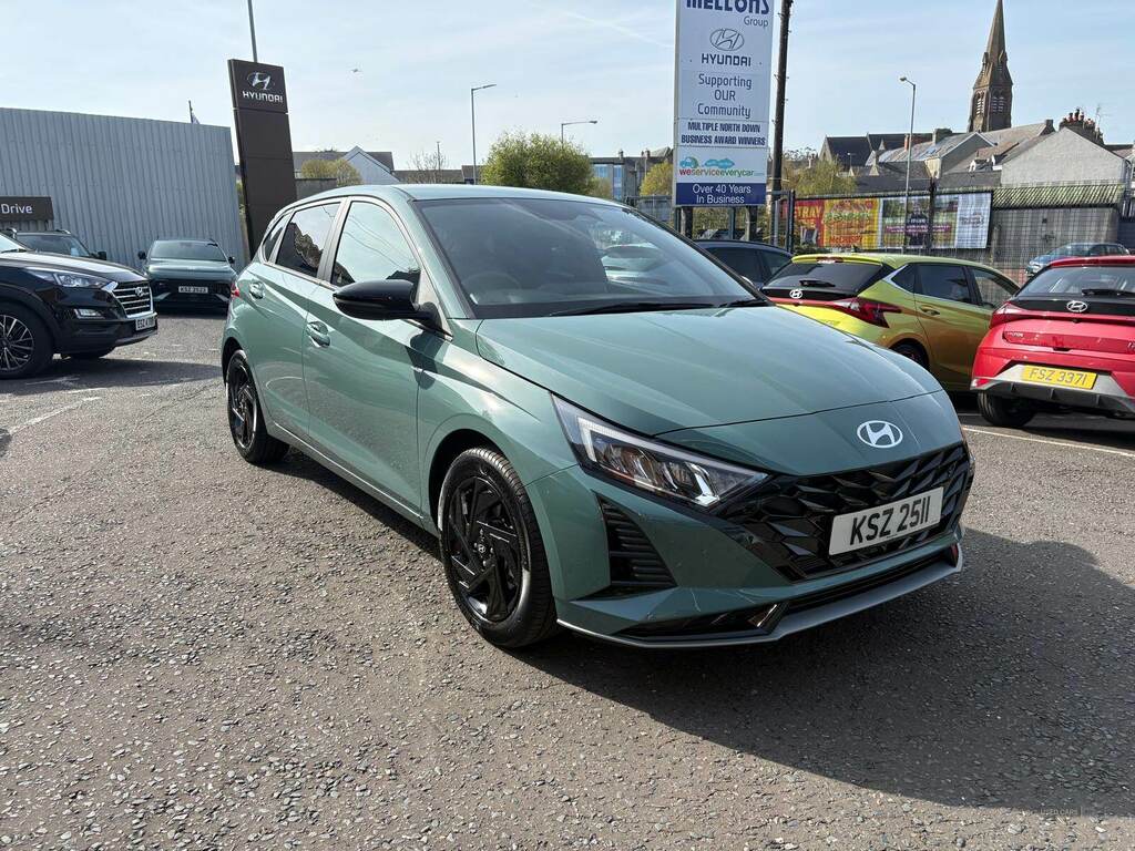 Hyundai I20 1.0T Gdi 90 Black Line Green