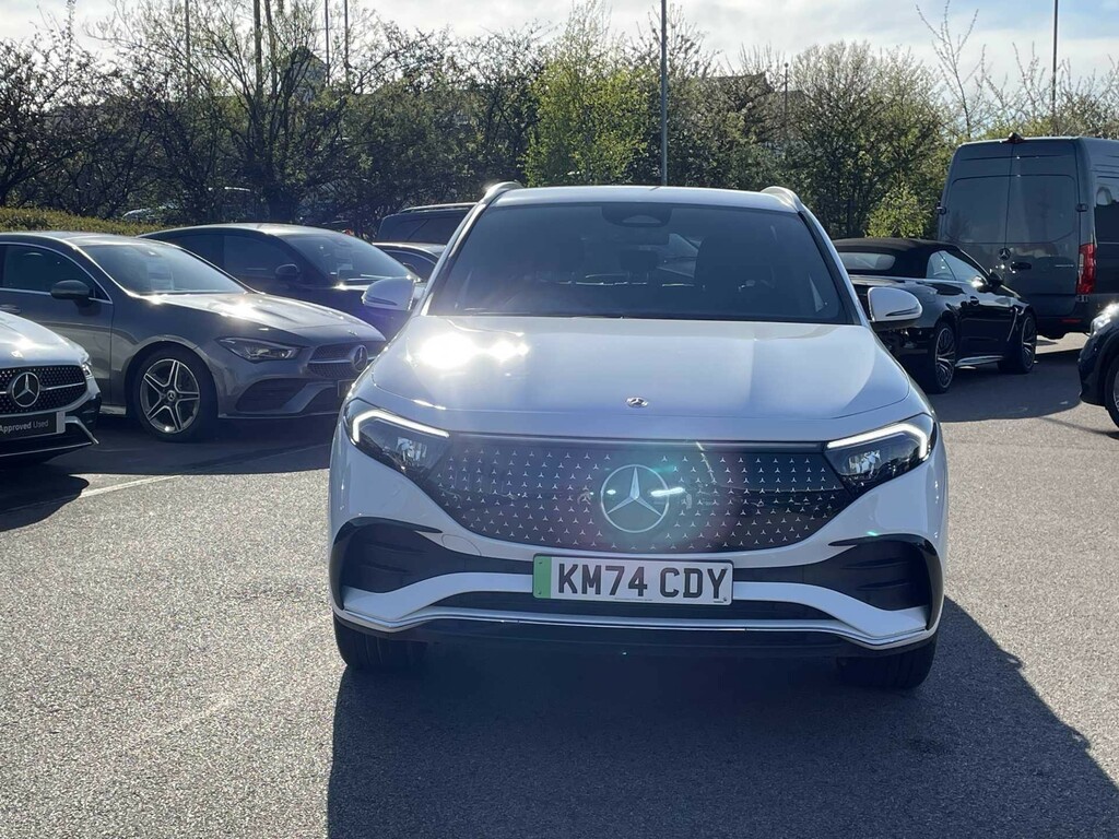 Mercedes-Benz EQA Eqa 300 66.5Kwh Amg Line Executive Suv Elect KM74CDY White #4