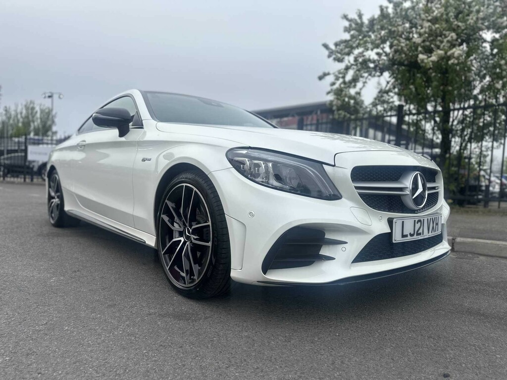 Mercedes-Benz C Class 3.0 C43 V6 Amg Night Edition Premium Plus Coupe LJ21VXH White #2