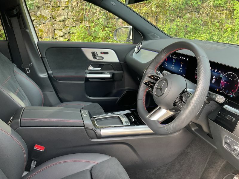 Mercedes-Benz GLA Class Suv KR74BCX White #5