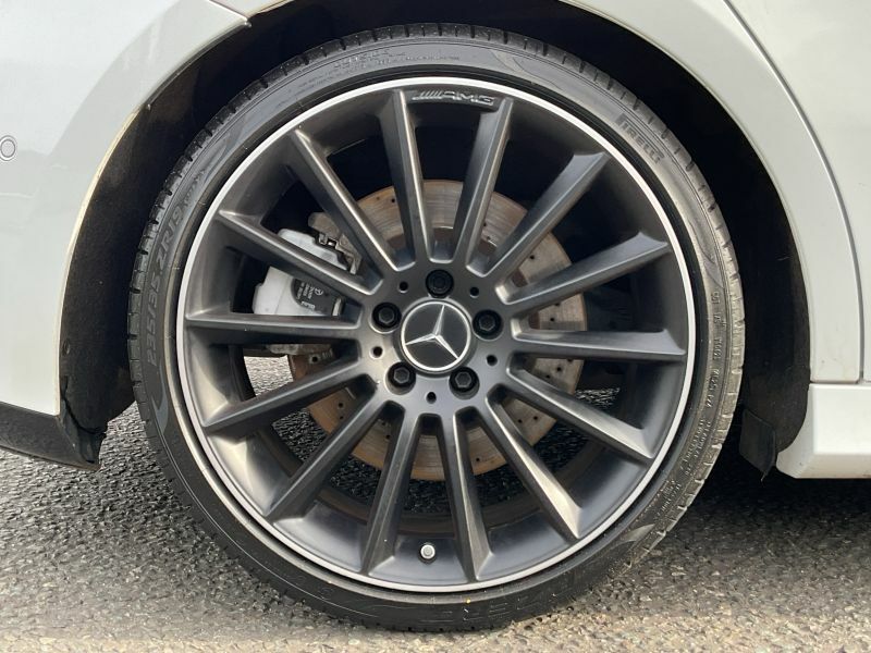 Mercedes-Benz A Class A 35 4Matic Premi WF72MUU White #4