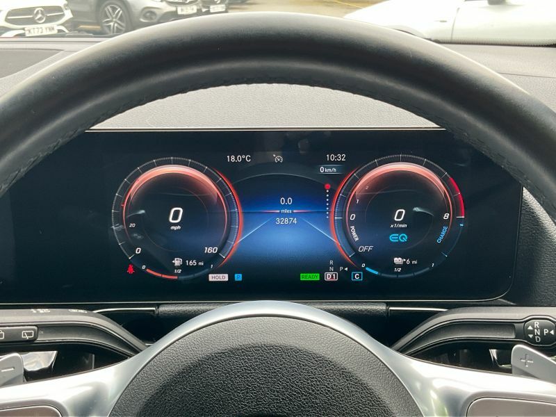 Mercedes-Benz GLA Class Gla 250 Exclusive Edition Premium E WA21VHJ Red #6