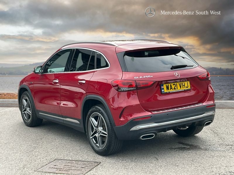 Mercedes-Benz GLA Class Gla 250 Exclusive Edition Premium E WA21VHJ Red #2