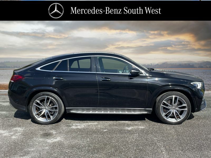 Mercedes-Benz GLE Class Gle 400 Amg Line Premium D 4Matic Black #3