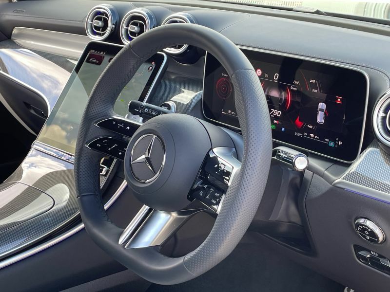 Mercedes-Benz GLC Class Suv KP75ONK Black #5