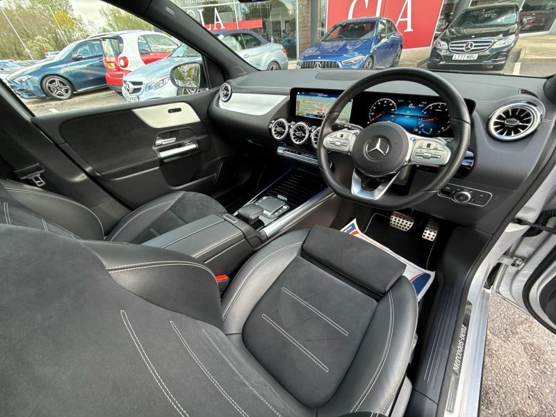 Mercedes-Benz B Class Hatchback WO22DUU Silver #5