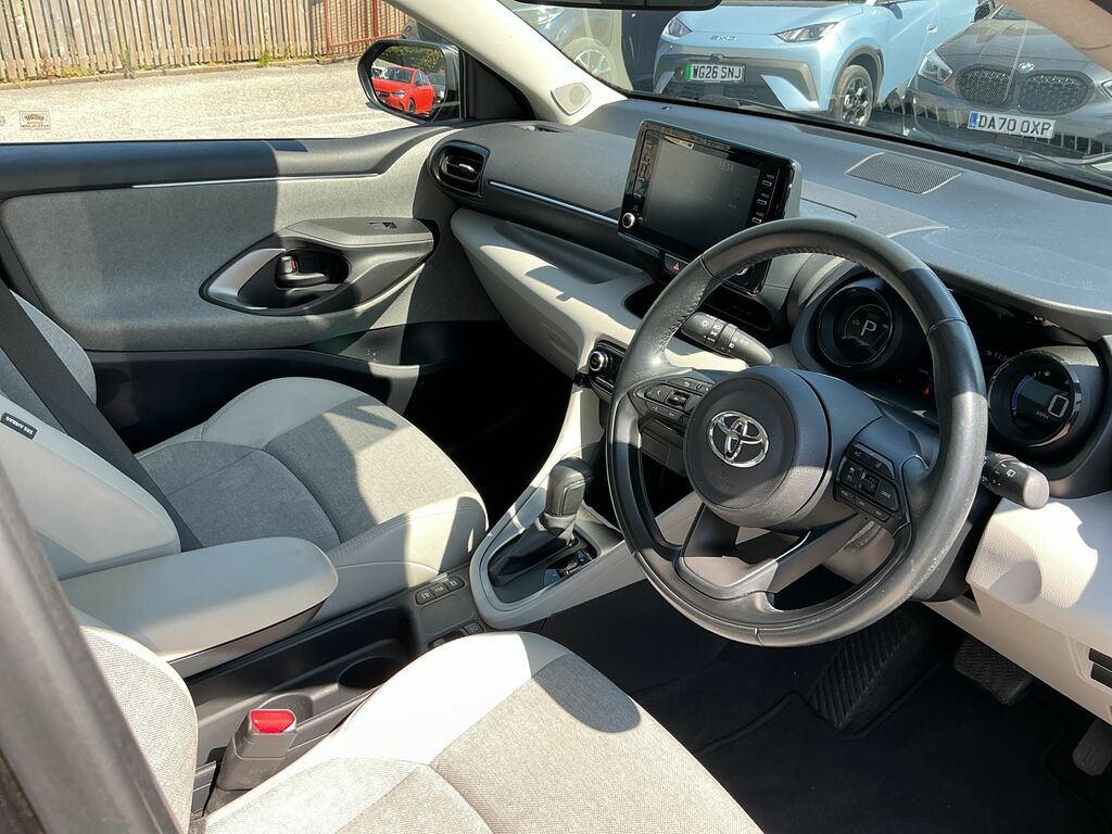 Toyota Yaris 1.5 Vvt-h Excel E-cvt Euro 6 S S SY71YEB Grey #5