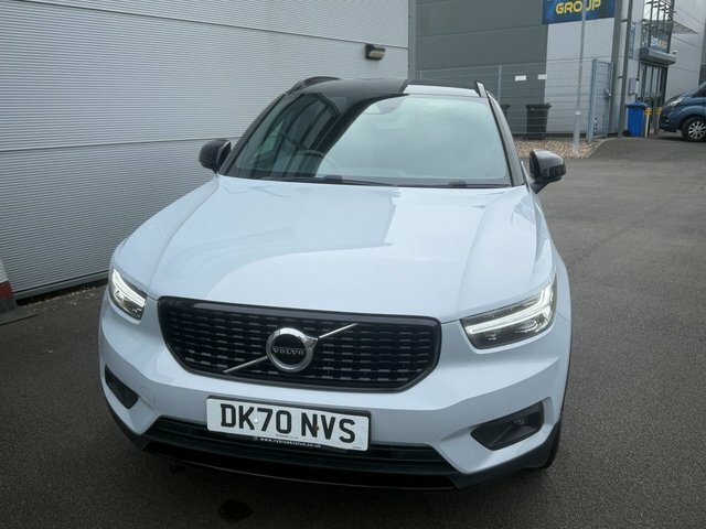Volvo XC40 1.5 T3 R-design Suv Euro 6 S S DK70NVS Silver #3