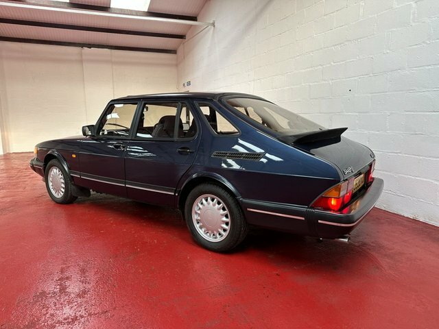 Saab 900 S Conv Red #19