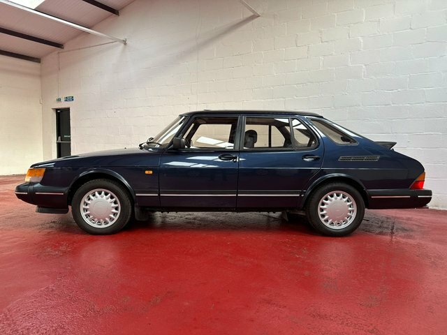 Saab 900 S Conv Red #7
