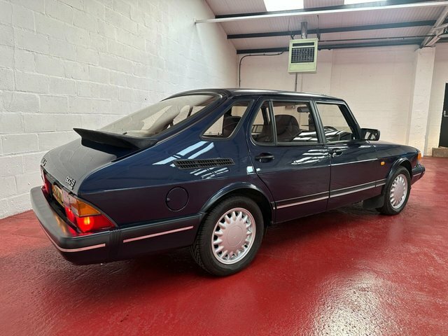 Saab 900 S Conv Red #20