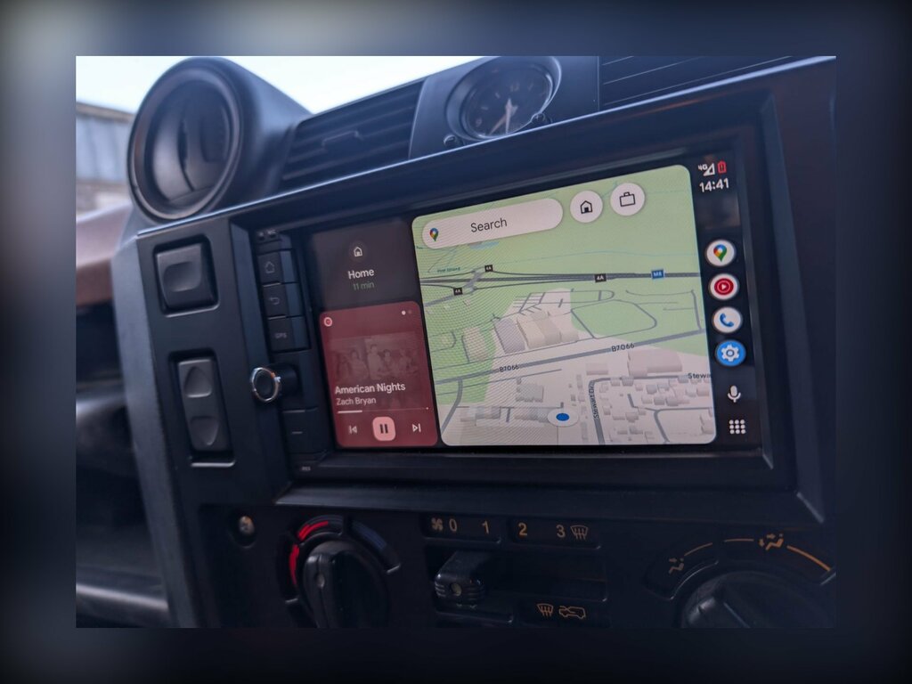 Land Rover Defender 110 County Dcb #14