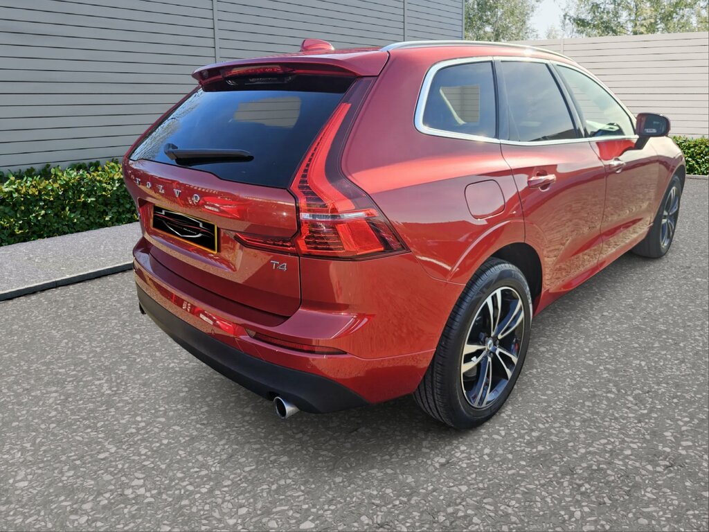 Volvo XC60 2.0 T4 Edition Suv Euro 6 Ss 1 FV69NBO Red #4