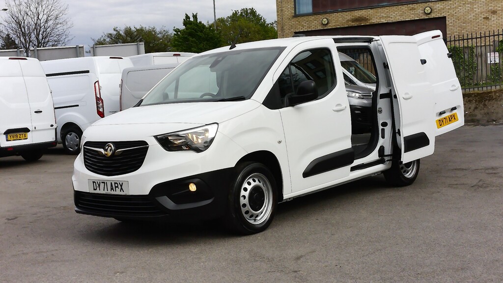 Vauxhall Combo 2000 Editon L1 Swb 8 Speed Condition  #2