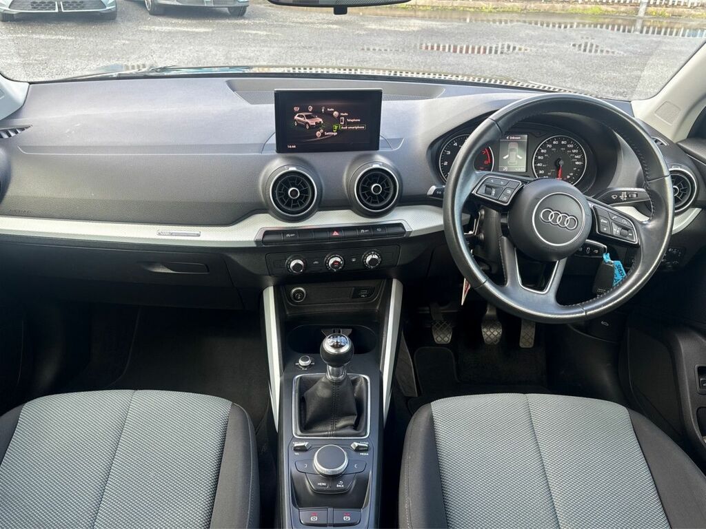 Audi Q2 Technik 30 Tfsi KM69BZC Black #2