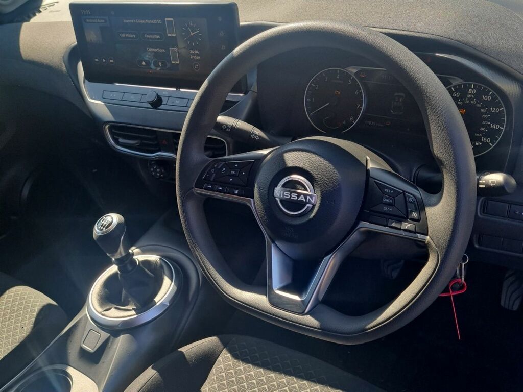 Nissan Juke Acenta Premium Dig-t HMZ6289 White #2