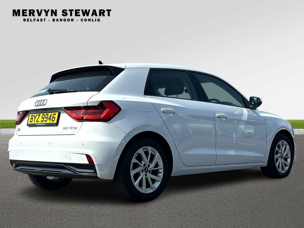 Audi A1 Sport 25 Tfsi BYZ9946 White #4