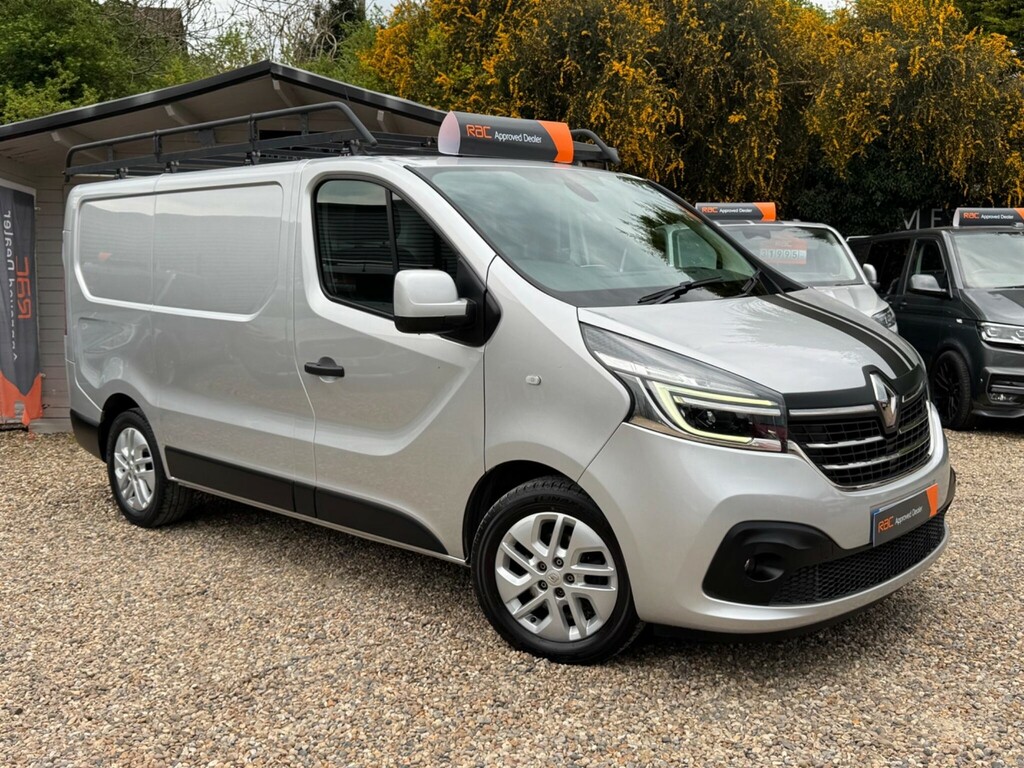 Renault Trafic 2.0 Dci Energy 28 Sport Swb Standard Roof Euro 6 Silver