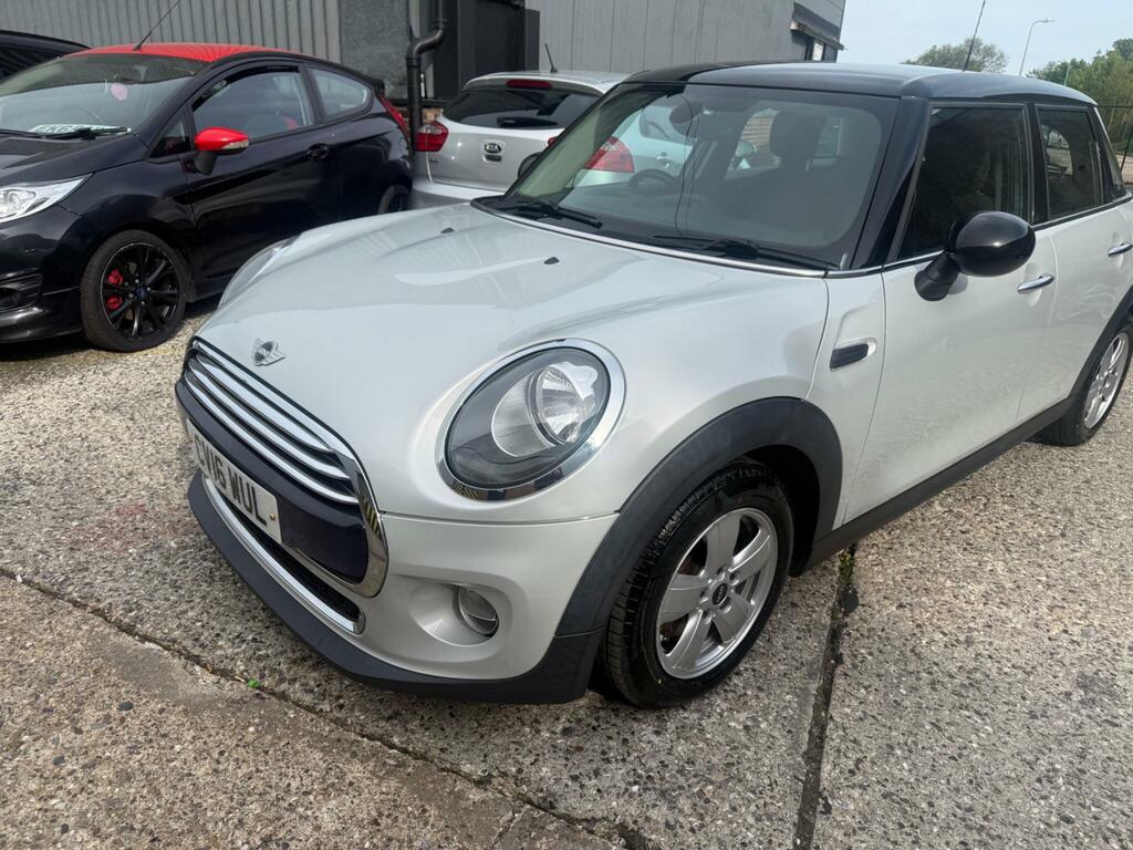 Mini Hatch 1.5 Cooper D Euro 6 Ss CV16WUL Silver #5