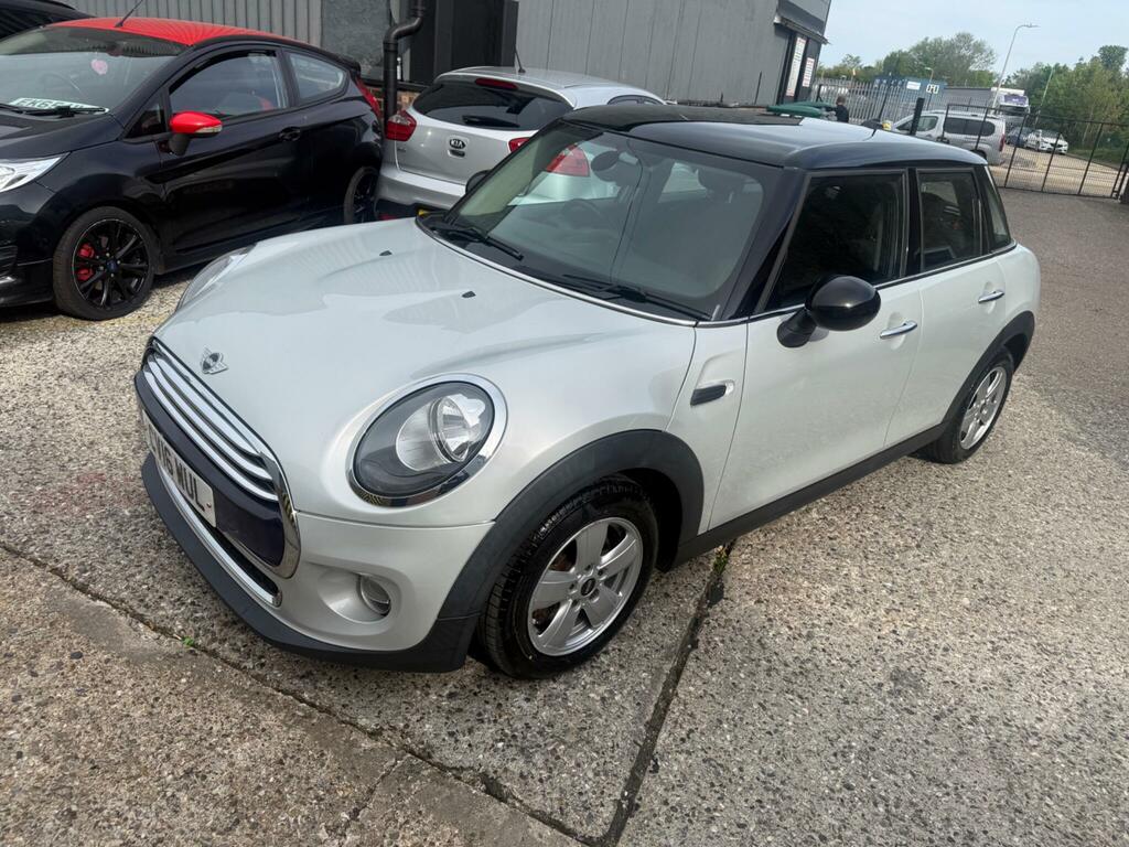 Mini Hatch 1.5 Cooper D Euro 6 Ss CV16WUL Silver #6
