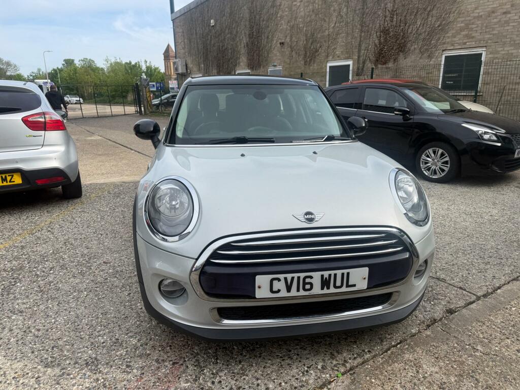 Mini Hatch 1.5 Cooper D Euro 6 Ss CV16WUL Silver #3