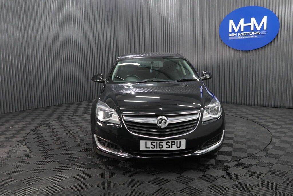 Vauxhall Insignia Cdti Design Hatchback Black