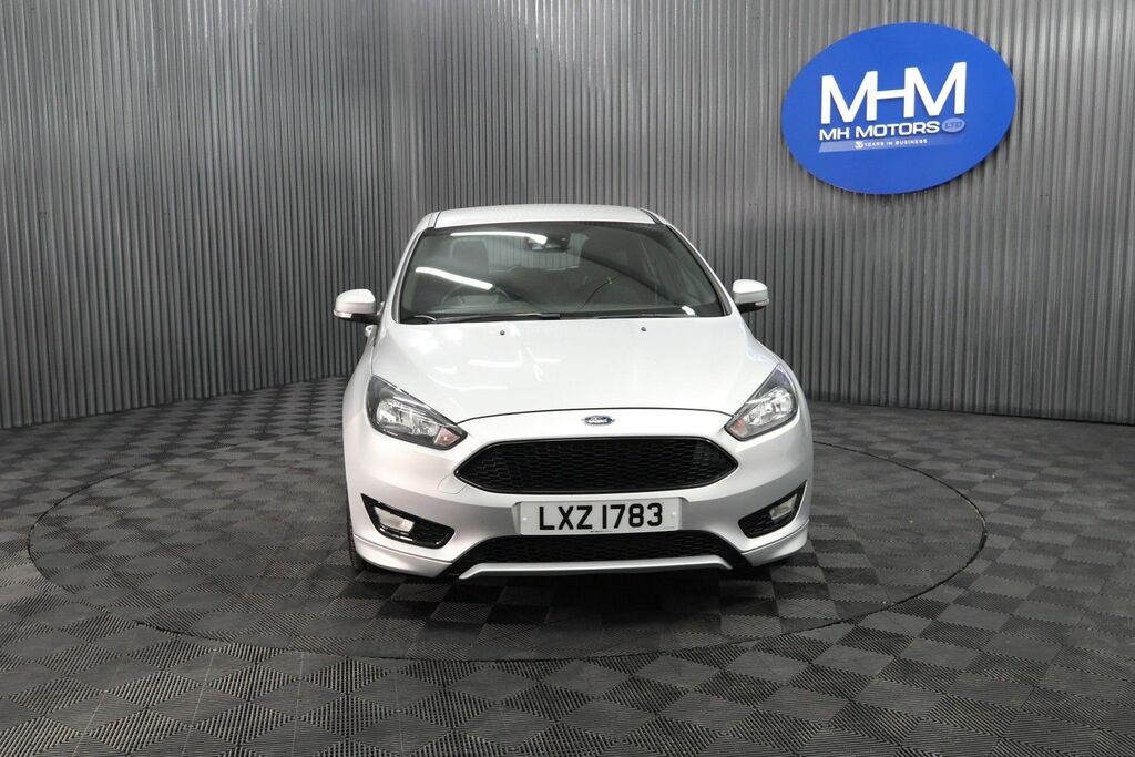 Ford Focus Tdci St-line Hatchback LXZ1783 Silver #2
