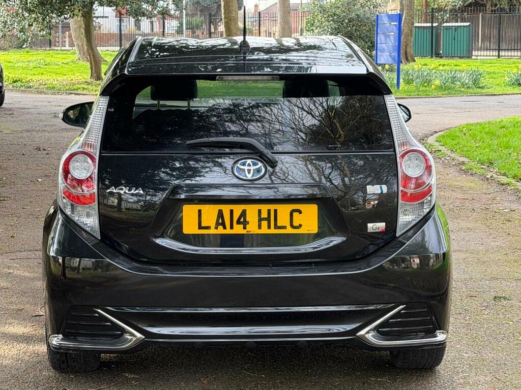 Toyota Aqua Hatchback Grey #8