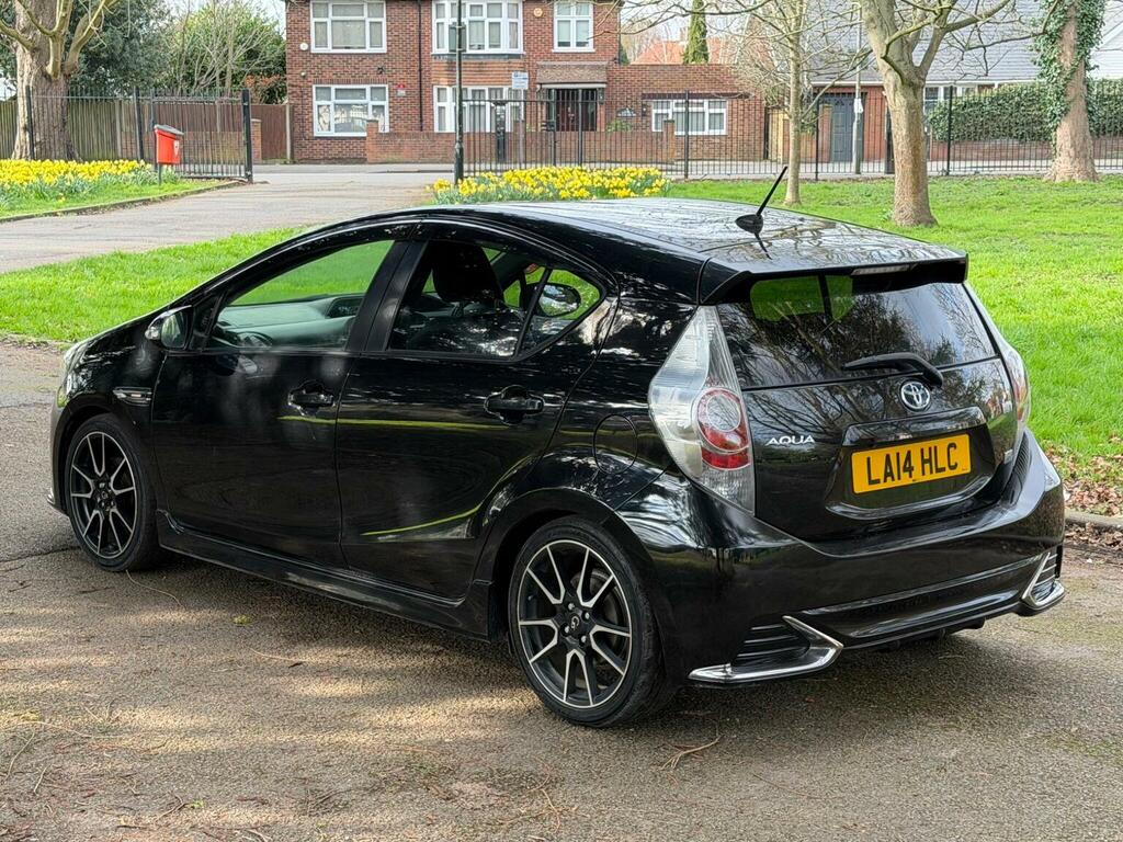 Toyota Aqua Hatchback Grey #4