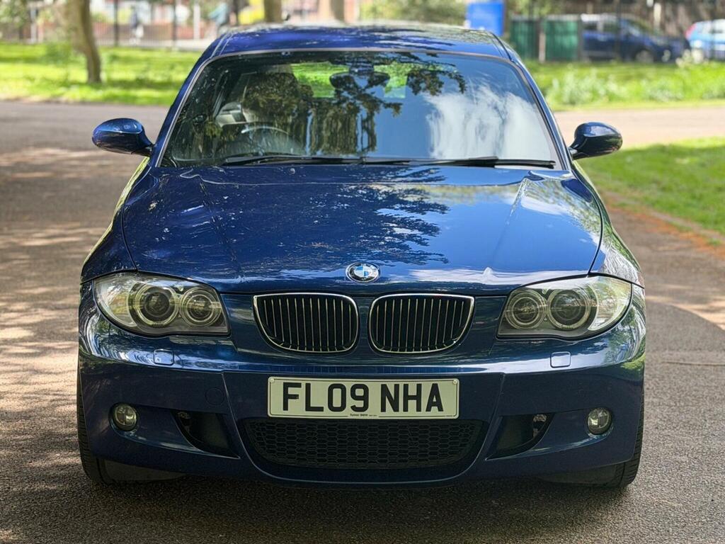 BMW 1 Series Hatchback 3.0 130I M Sport Steptronic Euro 4 FL09NHA Blue #2
