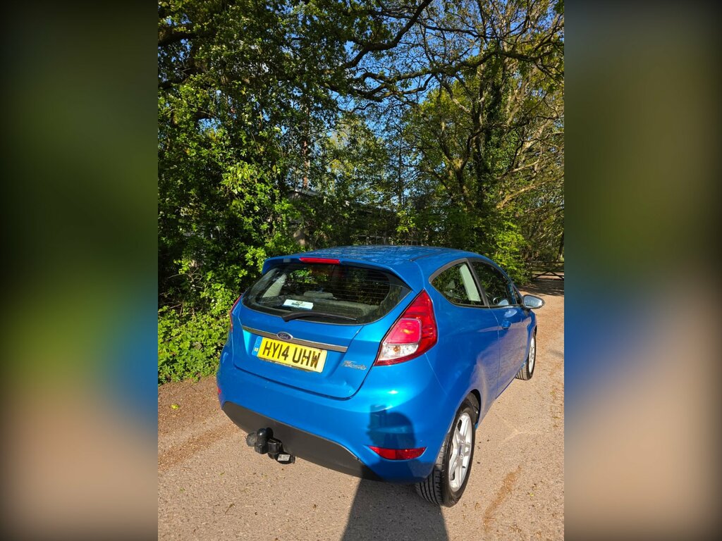 Ford Fiesta 1.25 Zetec Hatchback Euro 5 82 HY14UHW Blue #3