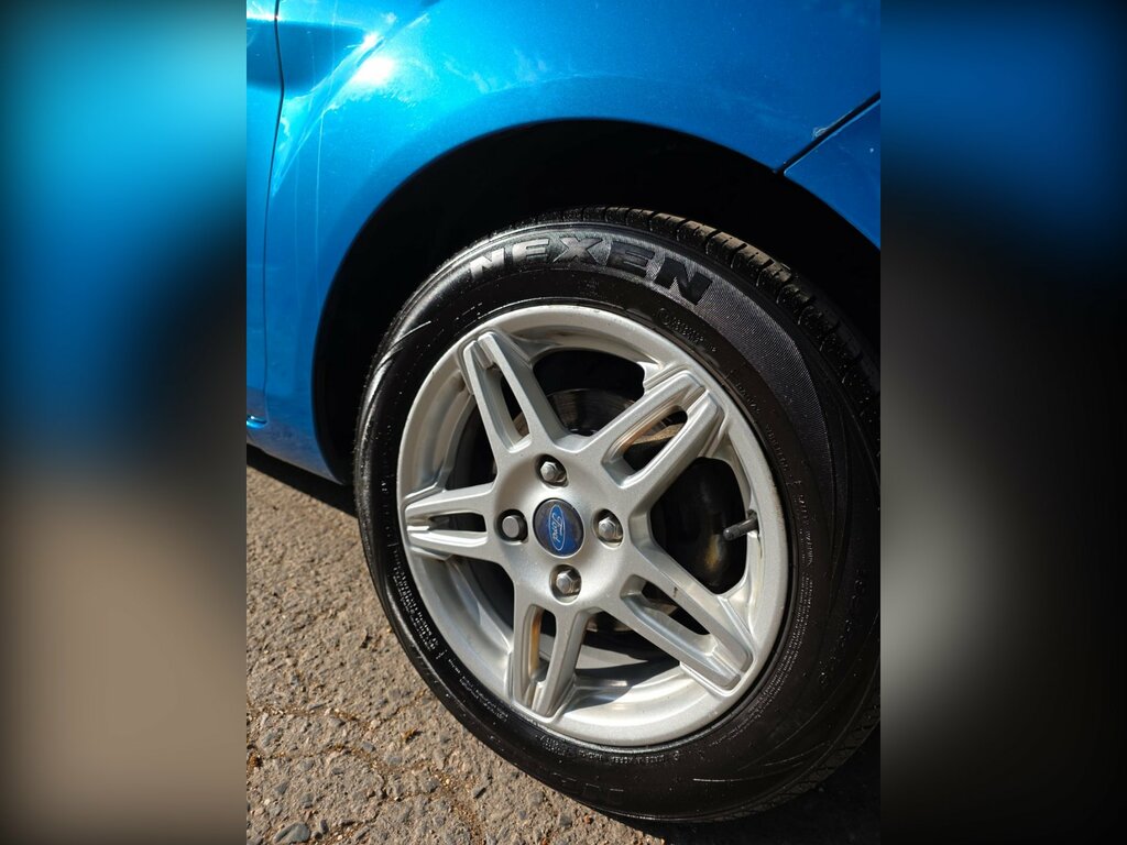 Ford Fiesta 1.25 Zetec Hatchback Euro 5 82 HY14UHW Blue #4