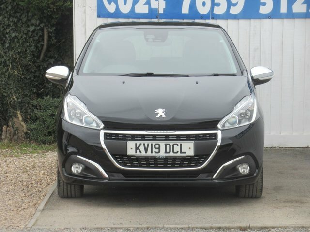 Peugeot 208 1.5 Bluehdi Tech Edition Hatchback Manu KV19DCL Black #4