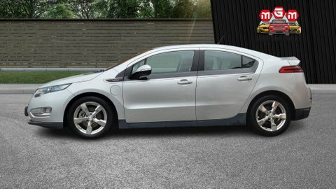 Chevrolet Volt  White #6