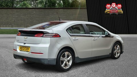 Chevrolet Volt  White #10