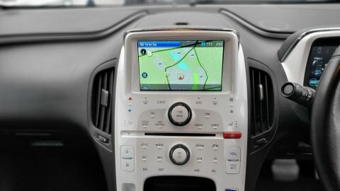 Chevrolet Volt  White #20