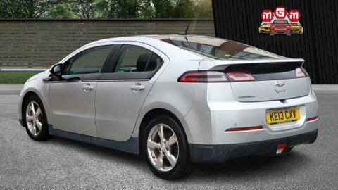 Chevrolet Volt  White #5
