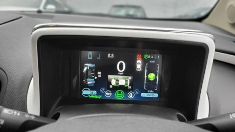 Chevrolet Volt  White #28