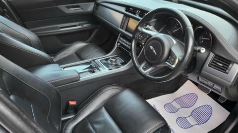 Jaguar XF R-sport LA66EWK #2