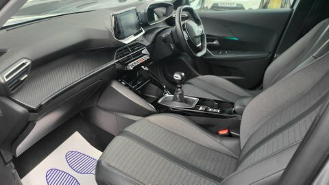 Peugeot 2008 Puretech S S BF70LJJ #2